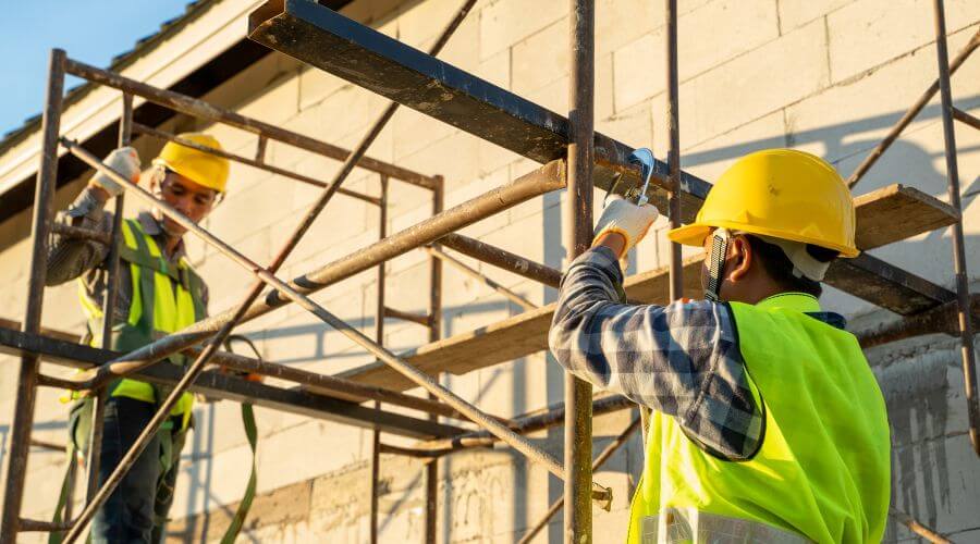Expert new roof installation services in Avery, TX